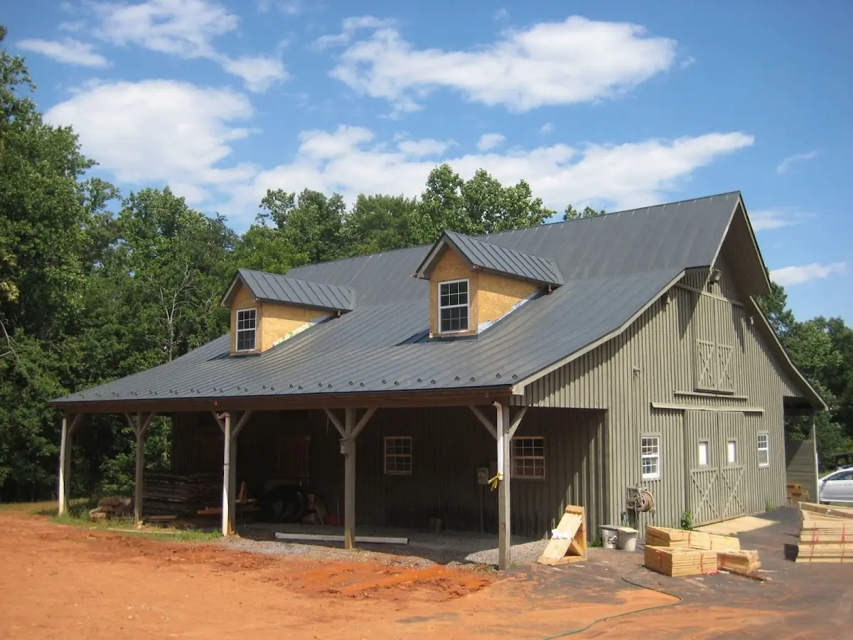 Expert Asphalt Roof Repair workmanship in Miracle Mile